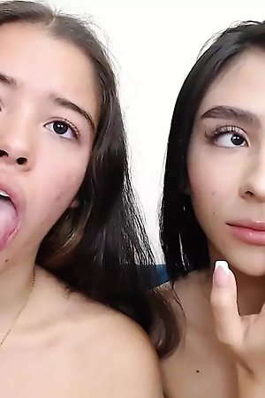 Schoolgirls lick cock, and taste their tongues while sharing saliva