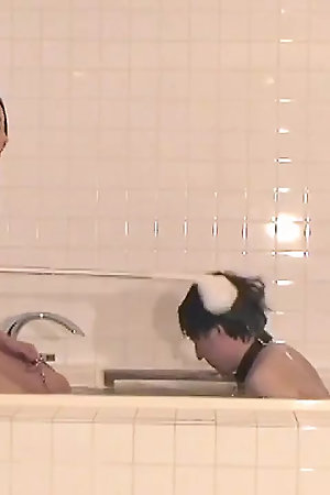 Sadistic Nurse's Underwater Facesitting and Trample Treatment