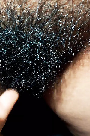 Maid Pussy Fingering and Cuming Pussy rubbing with hand hardly