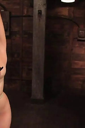 Jessica Really Lets Us Know How Much She Loves to Cum!