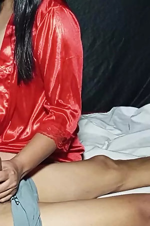 Dick massage with a beautiful and sexy specialist