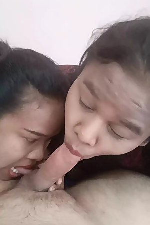 Threesome Blowjob with Asian Girl Sexy